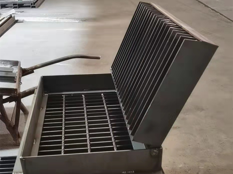 1650786029081023693.jpg ecdde366642c4db329a727a3e6f18a3.jpg