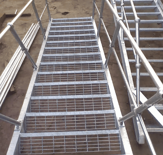 河北鍍鋅鋼格柵踏步廠家規(guī)格都什么價格？